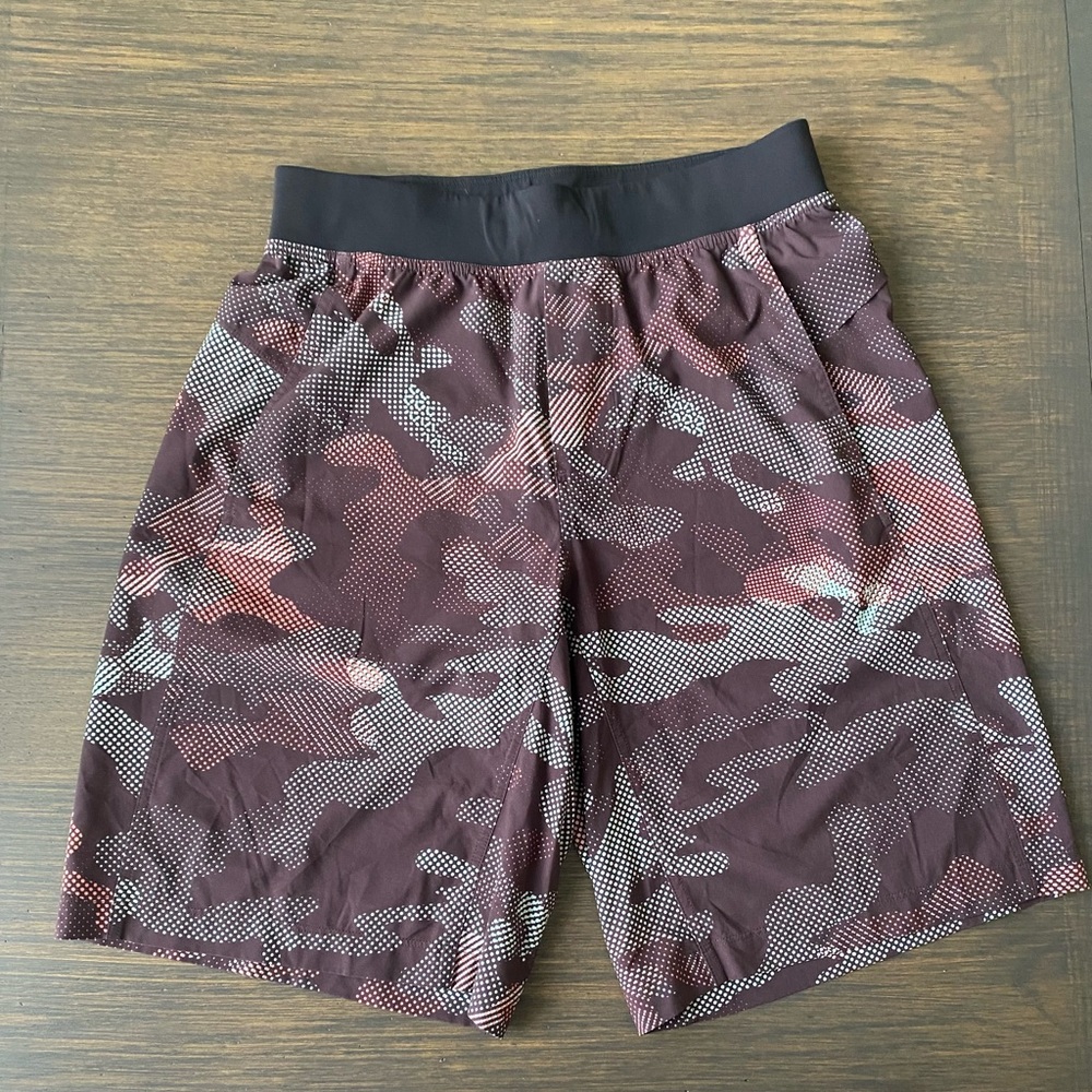 Lululemon Pace Breaker Short - 10” Multi Camo- Size M